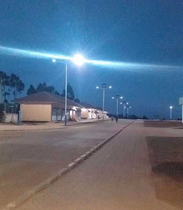 武夷山市非洲科特迪瓦太阳能路灯工程